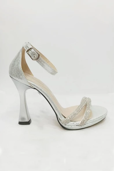 Gizem 803 Parlak Deri Kare Topuk Taşlı Kadın Sandalet - Resim 3