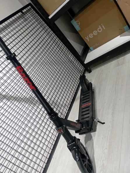 Razor Power A5 Electric Scooter - Black Label (Teşhir&Outlet) - 3