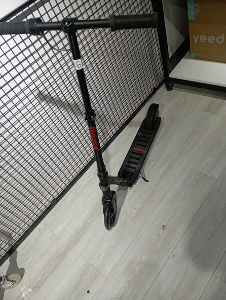 Razor Power A5 Electric Scooter - Black Label (Teşhir&Outlet)