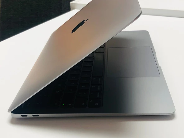 APPLE A2337 MACBOOK AİR 13 2020 M1 8GB RAM 256GB SSD - 3