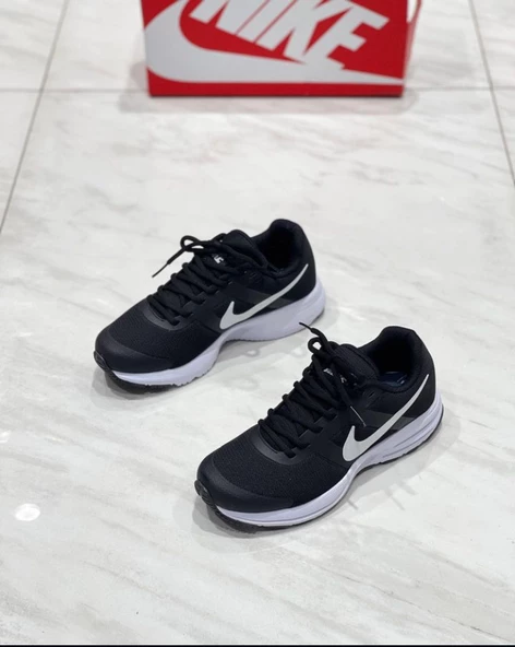 Nike pegasus 30 siyah beyaz ünisex sneaker - 2