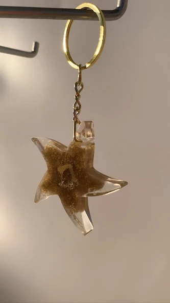 Transparan Sarı Renk Üzerine Gold Süslemeli Gold Aksesuarlı Yıldız Şekil Epoksi Anahtarlık El Yapımı Yldz2 - 2