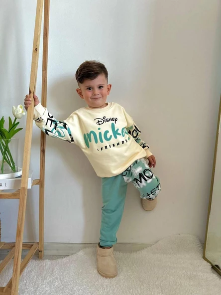 ERKEK ÇOCUK MİCKEY MODELLİ 3İPLİK ŞARDONLU EŞOFMAN TAKIMI