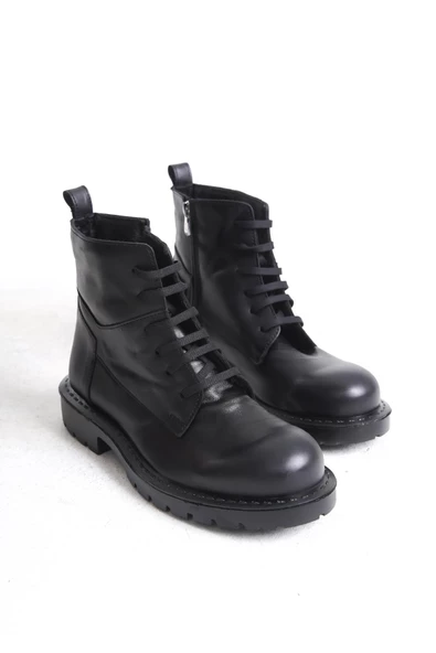 Kadın Hakiki Deri Fermuarlı Bağcıklı Bilekte Postal Bot Kısa Kışlık Ayakkabı - Resim 4