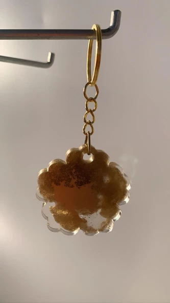 Şeffaf Epoksi İçinde Gold Süslemeli Çiçek Desenli Gold Aksesuarlı Epoksi Anahtarlık El Yapımı Hediyelik - Resim 8