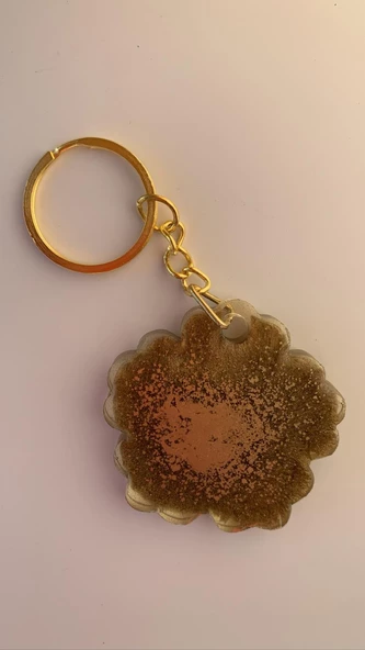 Şeffaf Epoksi İçinde Gold Süslemeli Çiçek Desenli Gold Aksesuarlı Epoksi Anahtarlık El Yapımı Hediyelik - Resim 5