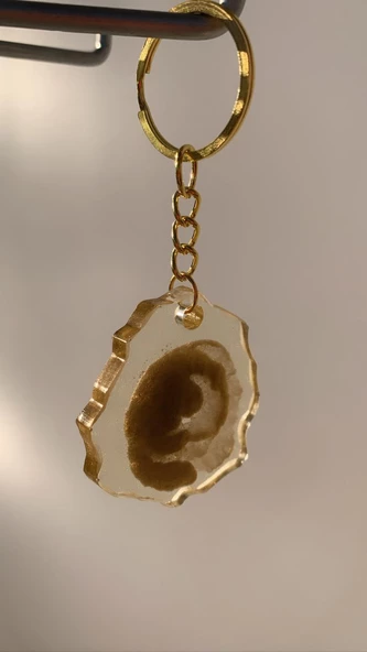 Transparan Sarı Renkli Gold Süslü Gold Aksesuarlı Karışık Desenli Epoksi Anahtarlık El Yapımı Hediyelik - 5