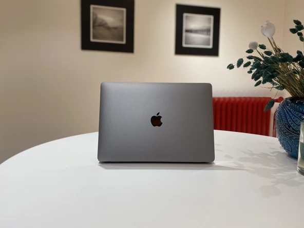 MacBook Air 13'' 2020 M1 (A2337) Uza Gri