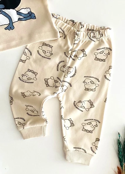 Neşeli Bebekler Baby Koyun Shaun Annesinin Kuzusu Baskılı Pijama Takım Bej - 3