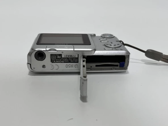 Sony Cybershot DSC-W35 7.2Mp Kompakt Dijital Fotoğraf Makinesi 2.El (Bataryasız) - 6