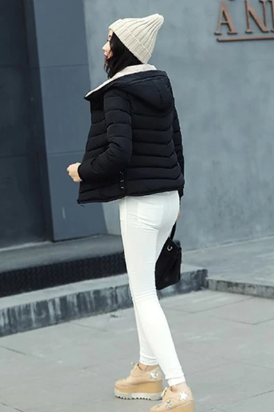 Kışlık Kapüşonlu Kadın Şişme Mont ürün görseli