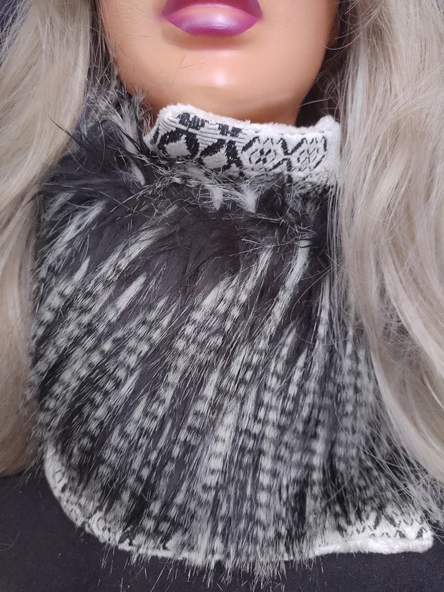 Tasarım boyunluk, içi silikonlu kürk detayli - 2