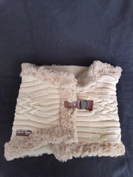 Kürk detayi, içi silikon dolgulu sıcacık tutan, içi polar neck Warner boyunluk - 4