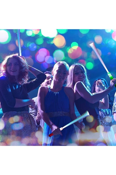 RAYTOYS OYUNCAK 4 ADET PARTİ IŞIKLARI RENKLİ PİLLİ LED IŞIK LED IŞIKLI ÇUBUK FİBER OPTİK ÇUBUK PÜSKÜLLÜ IŞIKLI ÇUBUK