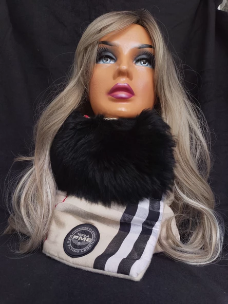 Tasarım kadın boyunluk, kürk detaylı içi silikon dolgulu sıcacık tutar. - 2