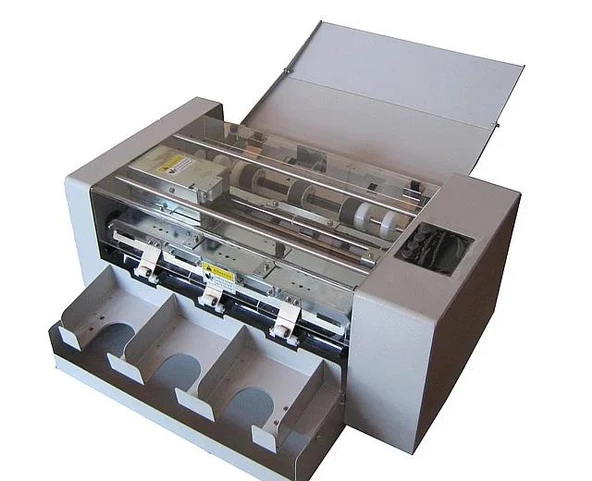SARFF A4 ELEKTRİKLİ KARTVİZİT KESME MAKİNESİ - 2