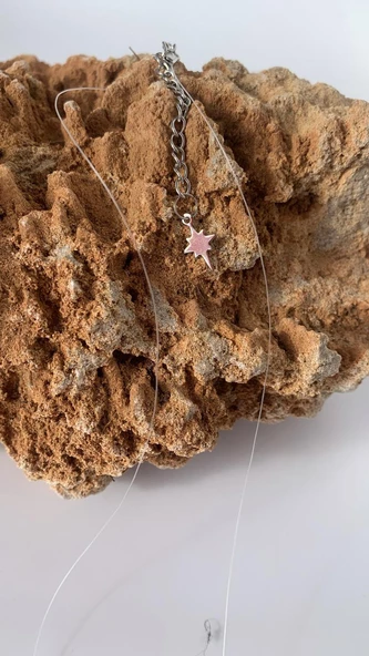 Hafif Sedefli Beyaz 2'li Prizma Kare Üçgen Kombin Misinalı Ucu Kristal Gümüş Aksesuarlı Epoksi Kolye - 3