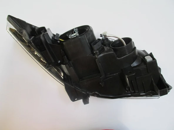 RENAULT MEGANE- 2- 07/09; FAR LAMBASI SOL ELEKTRİKLİ/MOTORSUZ SİYAH 5 FİŞLİ MERCEKLİ MAKYAJLI AYFAR - 2