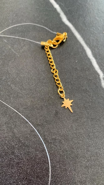 Sedefli Beyaz 2'li Prizma Kare Üçgen Kombin Misinalı Ucu Kristal Gold Aksesuarlı Epoksi Kolye - 8