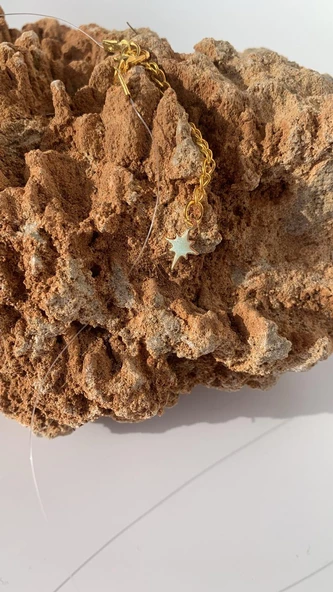 Sedefli Beyaz 2'li Prizma Kare Üçgen Kombin Misinalı Ucu Kristal Gold Aksesuarlı Epoksi Kolye - 7