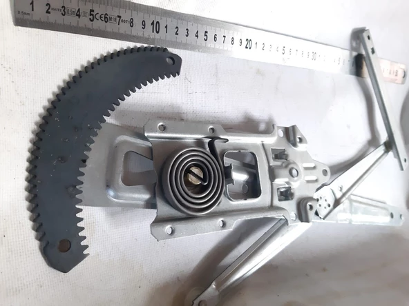 Hyundai H100 Minibüs Ön kapı Cam Krikosu Sağ elektrikli ve motor hariç-yolcu tarafı Orjinal Marka Orjinal Parça(panelvandır . yani minibüs içindir. kamyonete uymaz) - 3