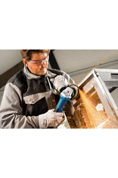 Bosch Professional Gws 7-115 Avuç Taşlama Makinesi - 2