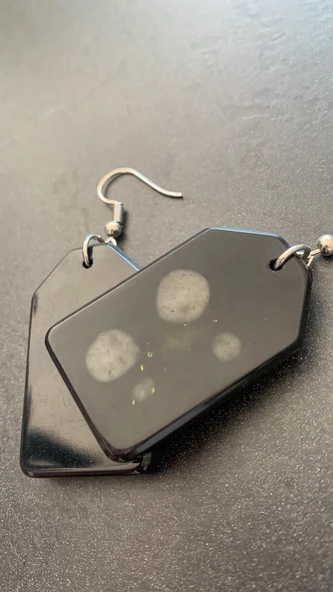 Siyah Sarı Ebruli Renk Kare Çerçeve Şekil Gümüş Aksesuarlı Epoksi Küpe El Yapımı Hediyelik - Resim 4