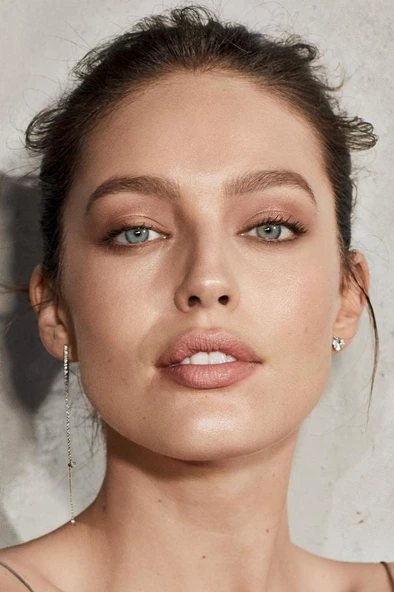 Maybelline New York Affinitone Fondöten - 03 Light Sandbeige - Resim 4