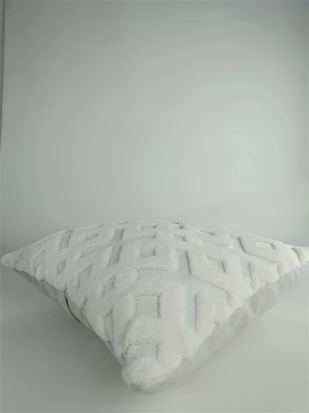 Mrs.Gugar Punch Peluş Kırlent Kılıfı Krem - 2