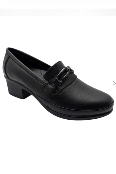 Scavia 311-24 Hakiki Deri Anatomik Büyük Numara Kadın Ayakkabı