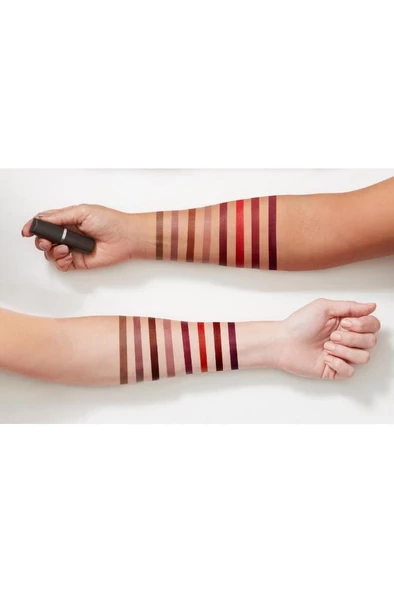 Maybelline New York Nemlendirici Etkili Mat Ruj - Hydra Extreme Matte Lipstick 900 Rebel Rouge 3600531547295 - 3