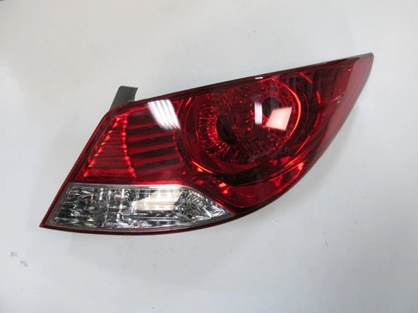 HYUNDAI ACCENT- BLUE- 11/18; STOP LAMBASI SAĞ KIRMIZI/BEYAZ (MARS) - 2