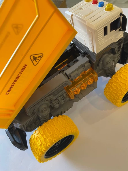 CTOYS  Işıklı Sesli Taşıyıcı Araç JS101S - 4