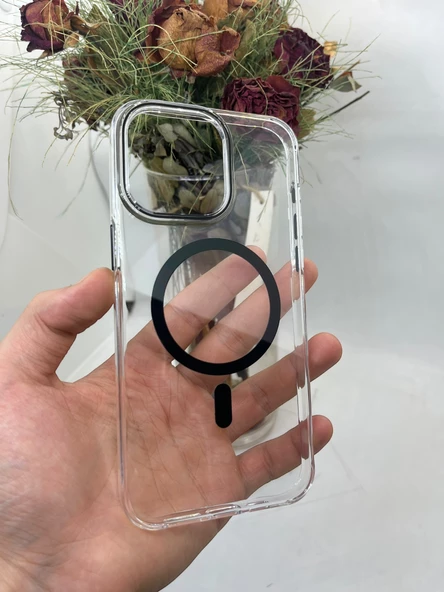 iPhone 15 Pro Max Şeffaf Mika Siyah Magsafe Kılıf