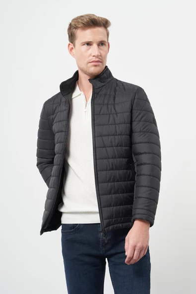 Siyah Kapitone Hakim Yaka Düz Yırtmaçsız Tam Astar Slim Fit Classic Mont 1007245155 - Resim 3