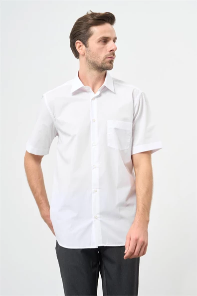 Beyaz Kısa Kol Düz Bez Ayağı Sert Yaka Cepli Pamuklu Classic Comfort Fit Gömlek 1004240925