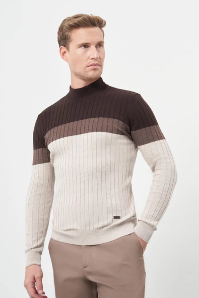 Açık Bej Uzun Kol Kendinden Desenli Örme Yarım Balıkçı Yaka Classic Slim Fit Triko 1012245154 ürün görseli