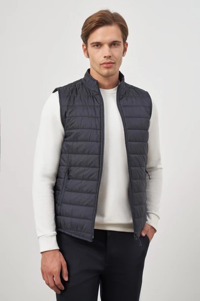 Koyu Lacivert Kapitone Dik Yaka Düz Garnisiz-Biyesiz Slim Fit Yelek 1009245150 - Resim 4