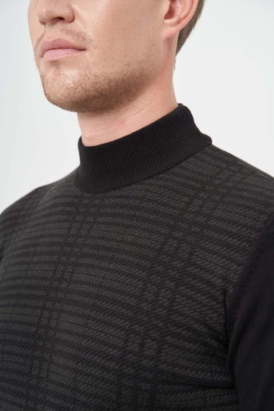 Siyah Uzun Kol Kendinden Desenli Örme Yarım Balıkçı Yaka Classic Comfort Fit Triko 1012245158 - Resim 4