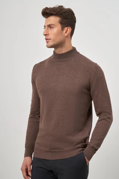 Sütlü Kahverengi Uzun Kol Düz Örme Yarım Balıkçı Yaka Classic Comfort Fit Triko 1012245001