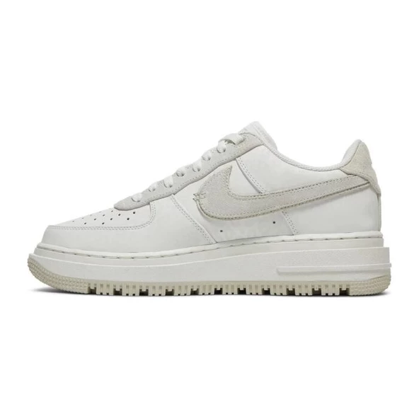 Nike Air Force 1 Luxe Triple White - 3