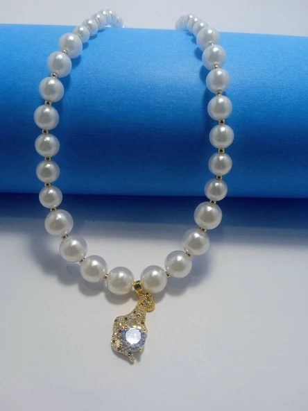 Çelik figürlü inci kolye - 3