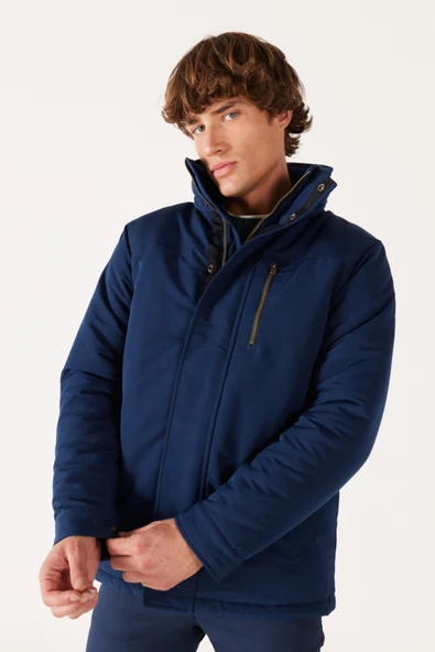 Wrangler W40BWW114 Lacivert  Erkek Yarı Balıkcı Boydan Fermuarlı ve Düğmeli Mont