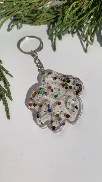 Şeffaf Epoksi İçinde Rengarenk Pullu Gümüş Aksesuarlı Kedi Köpek Pati Anahtarlık El Yapımı Hediyelik ürün görseli