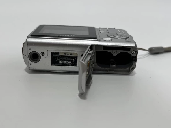 Sony Cybershot DSC-S6502 7.2MP Kompakt Dijital Fotoğraf Makinesi 2.El - 6