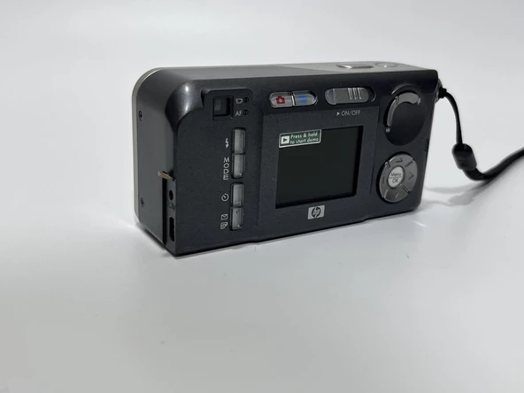 Hp Photosmart M415 5.2MP Kompakt Dijital Fotoğraf Makinesi 2.El - 2