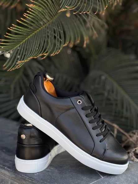 KB-BX1  Siyah Cilt Yüksek Beyaz Taban Günlük Erkek Ayakkabı ürün görseli