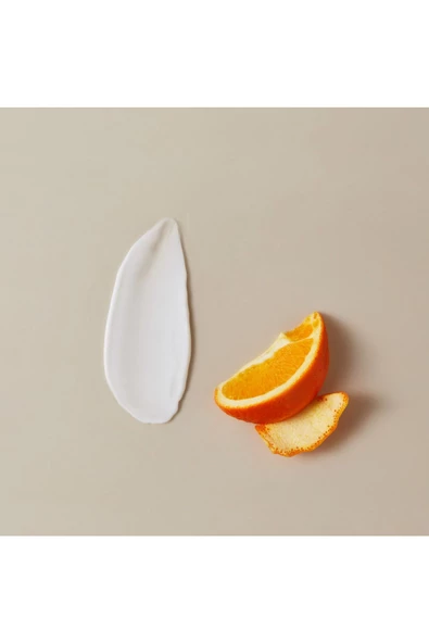 Nivea Q10 Besleyici Vücut Sütü Sıkılaştırıcı C Vitamini 400 ml - 4