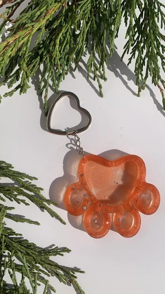 Turuncu Renk Gümüş Glitterli Kedi Köpek Pati Gümüş Kalp Aksesuarlı Epoksi Anahtarlık El Yapımı Hediyelik ürün görseli