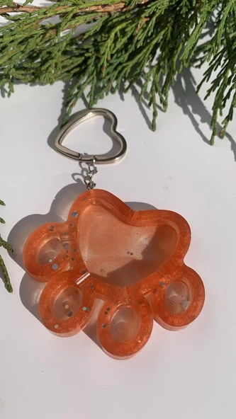 Turuncu Renk Gümüş Glitterli Kedi Köpek Pati Gümüş Kalp Aksesuarlı Epoksi Anahtarlık El Yapımı Hediyelik - Resim 3